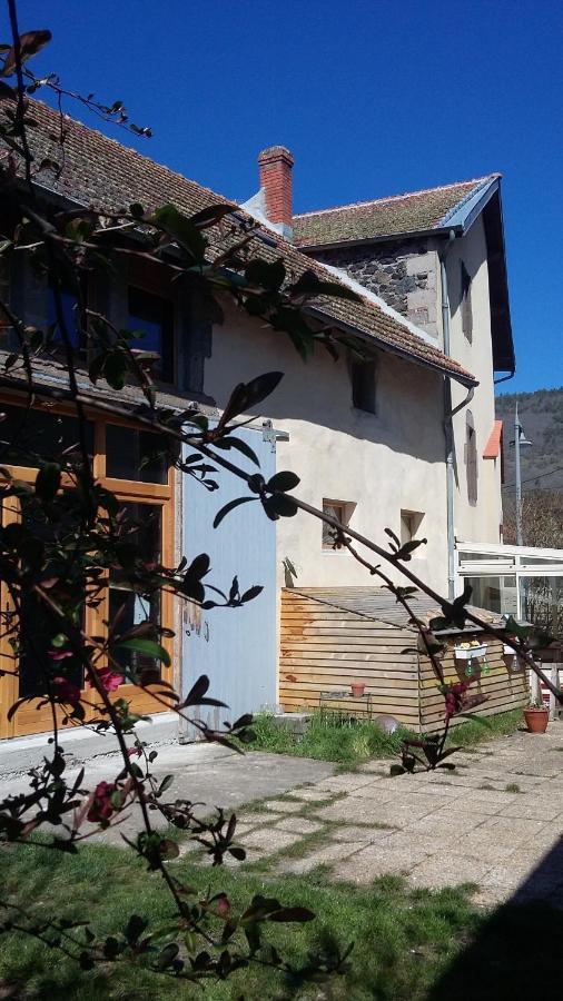 l'heureux bazar Villa Saint-Nectaire Kültér fotó