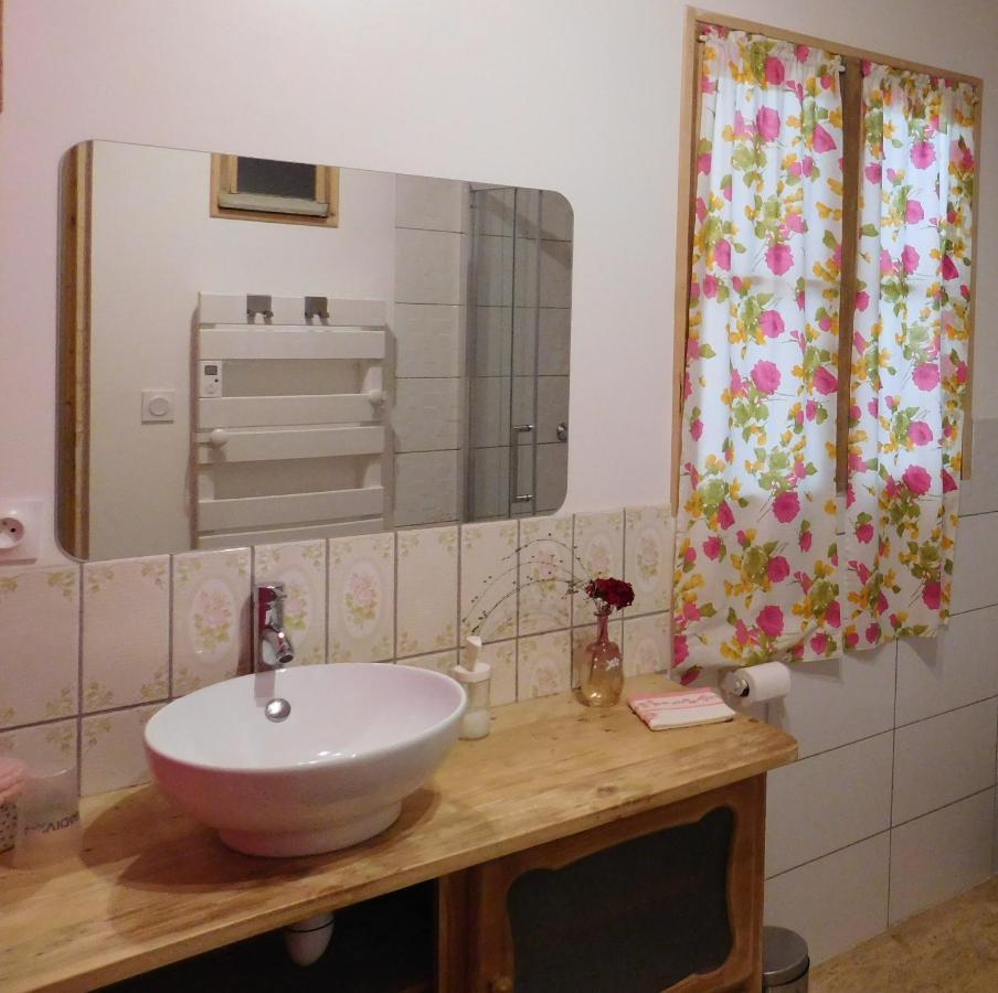 l'heureux bazar Villa Saint-Nectaire Kültér fotó