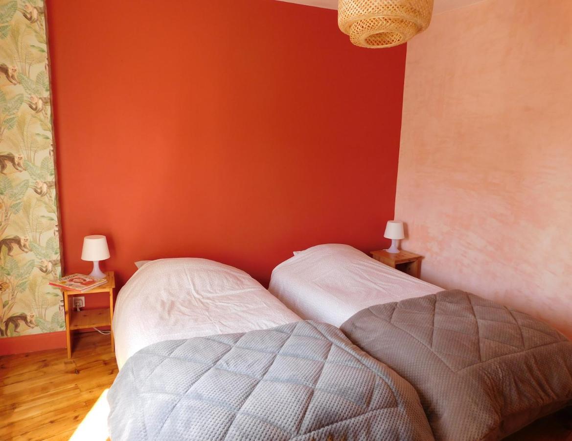 l'heureux bazar Villa Saint-Nectaire Kültér fotó